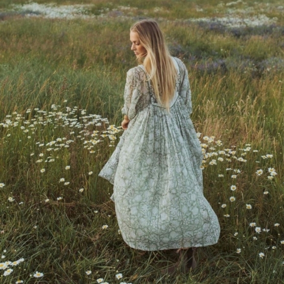 Daughters Of India Diya Midi Dress Pistachio Green XS - Picture 5 of 16